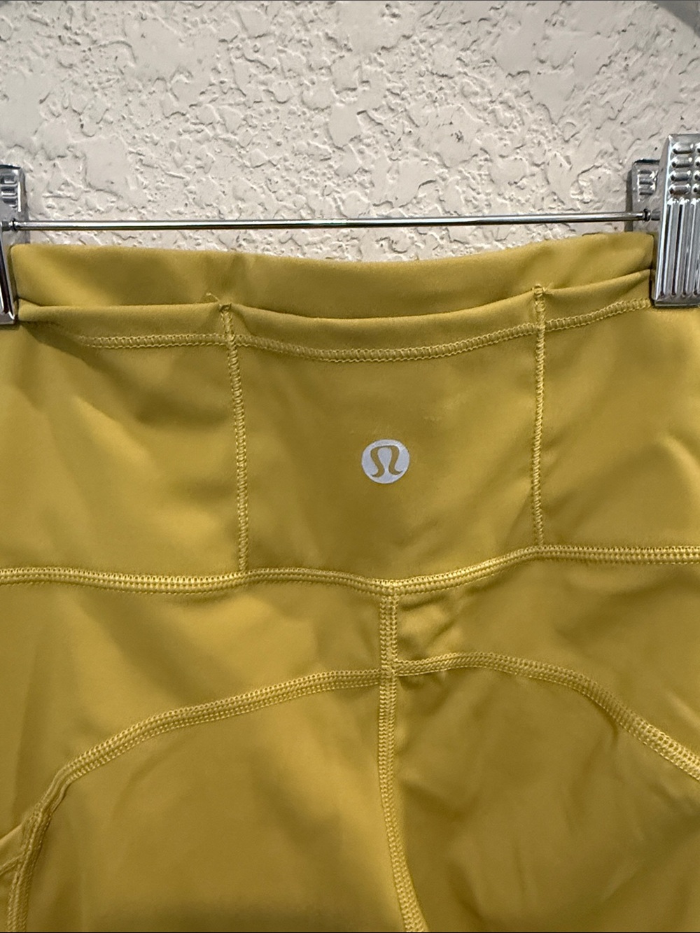 Lululemon High-Waist Pocket Leggings in Mustard Yellow size 4 - Picture 8 of 8